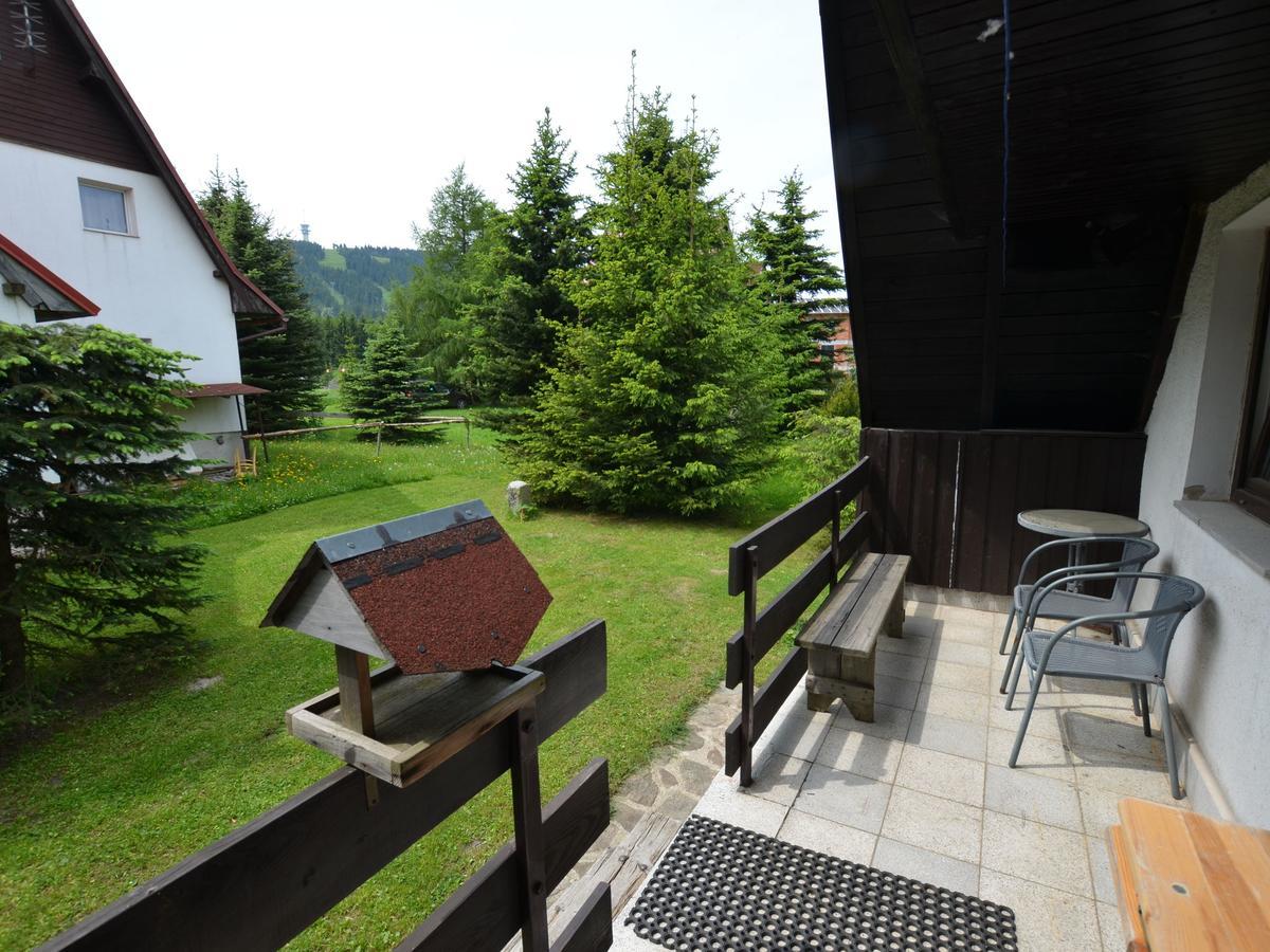 Nice Holiday Home In The Ore Mountains Only 500M From The Chairlift Loučná pod Klínovcem Buitenkant foto