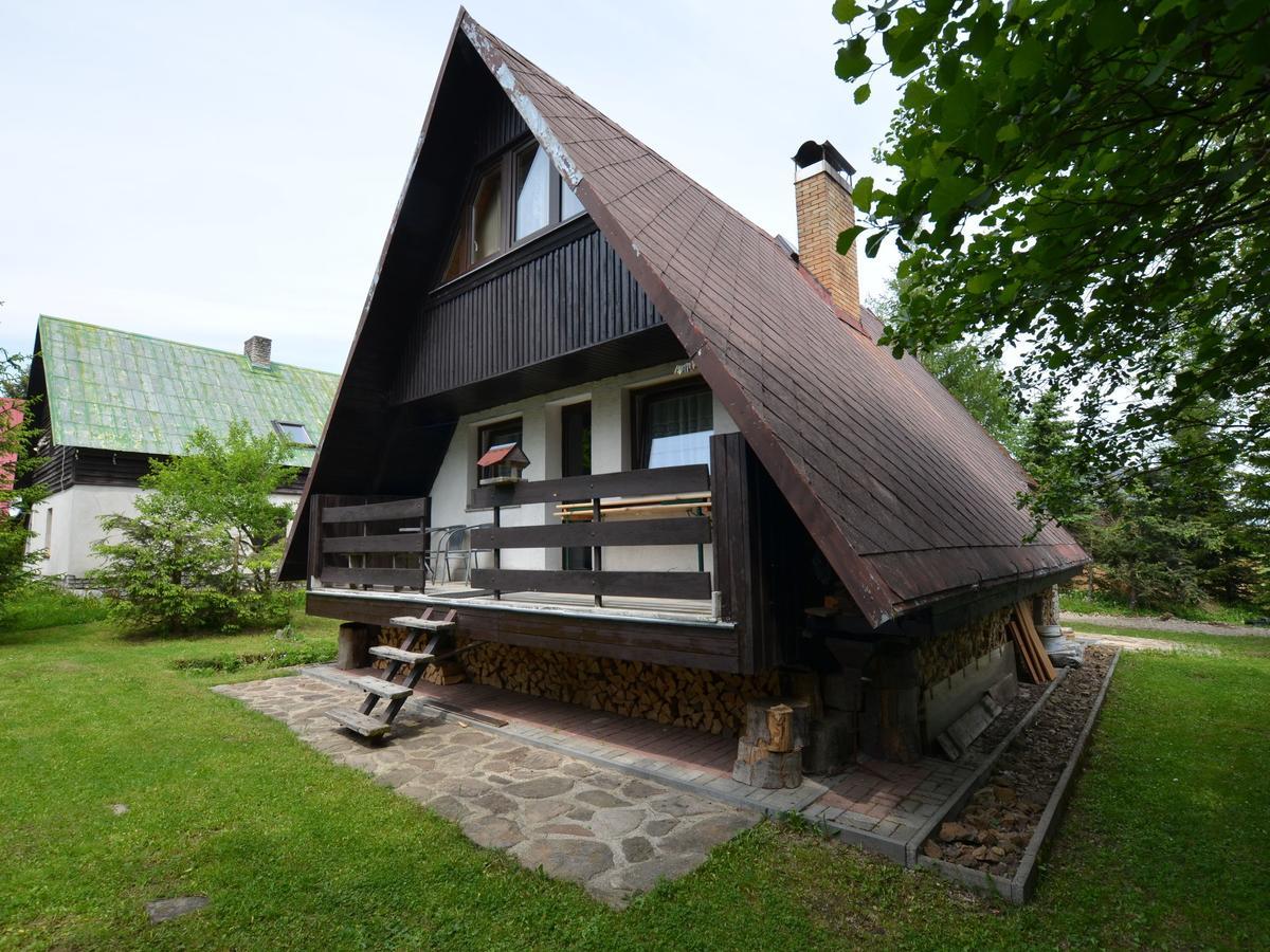 Nice Holiday Home In The Ore Mountains Only 500M From The Chairlift Loučná pod Klínovcem Buitenkant foto